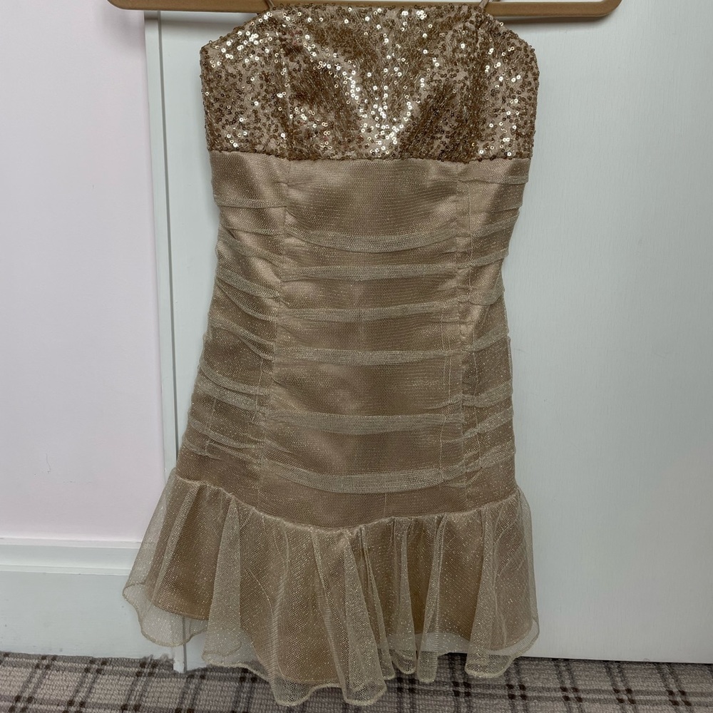 CW DESIGN gold size small dress.